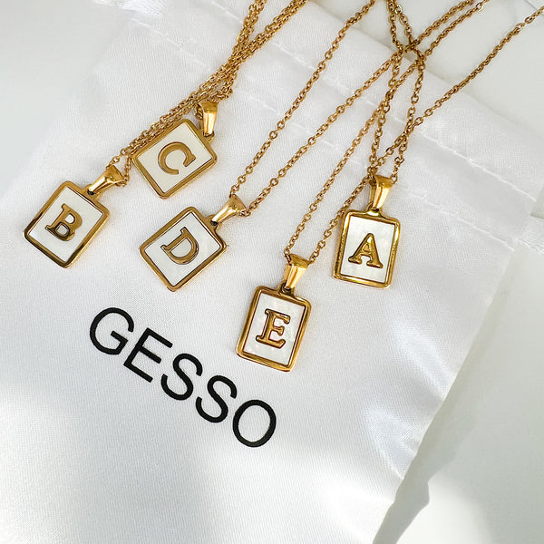 INTIAL NAME NECKLACE
