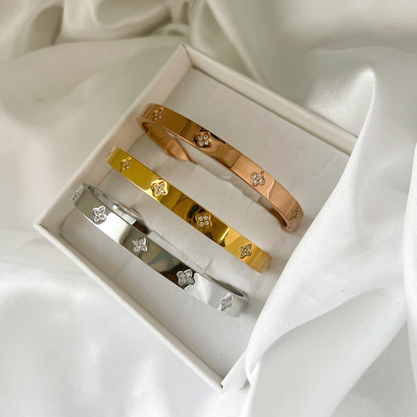 CLOVER BANGLE